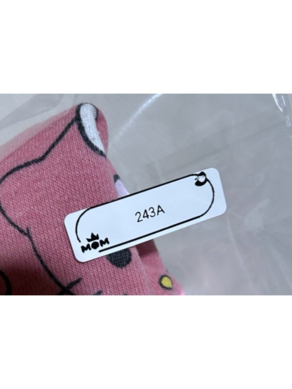 Hello Kitty Girls 5/6 Pink Graphic T Shirt Sanrio Short Sleeve Cute Top - Picture 7 of 7